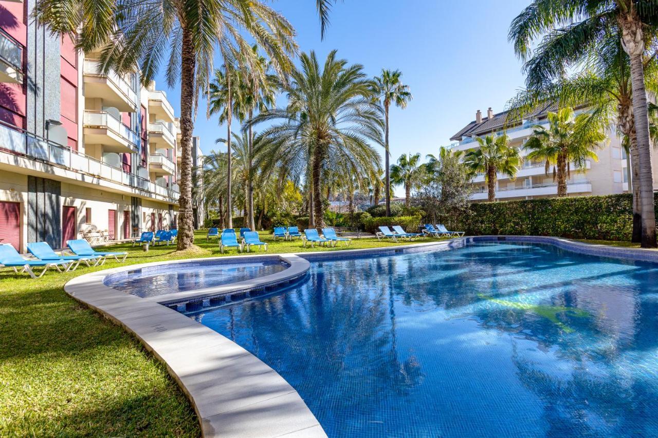 Daniya Denia Spa & Business 4* Екстериор снимка