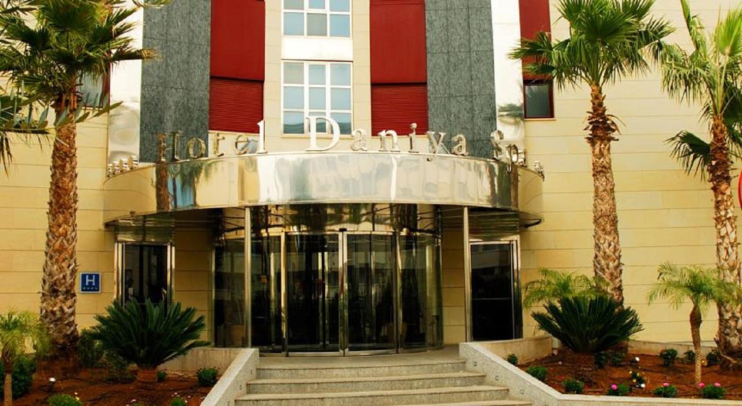 Daniya Denia Spa & Business 4* Екстериор снимка