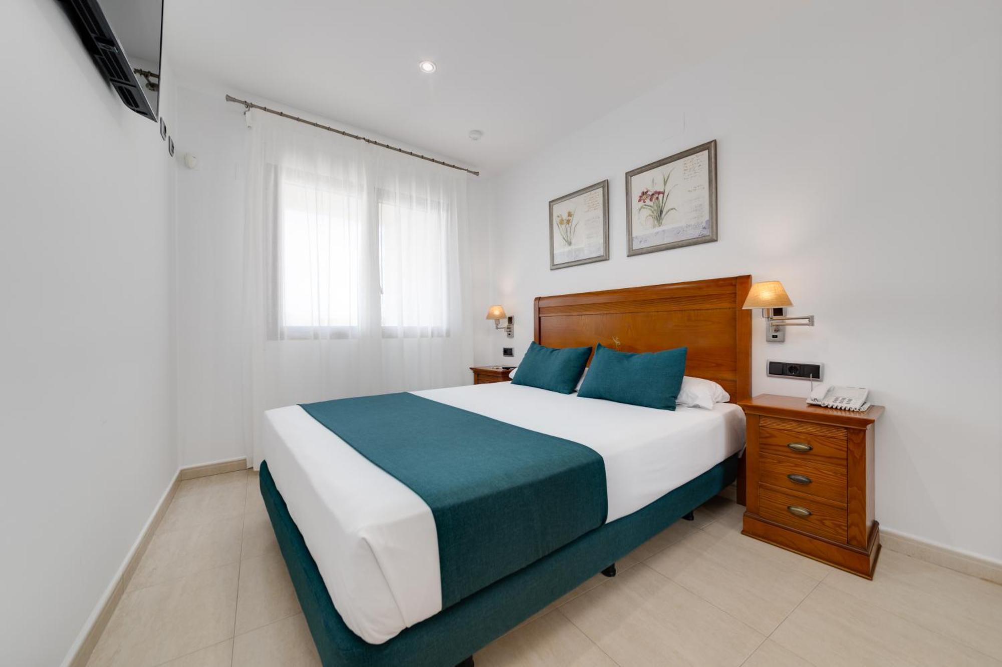 Daniya Denia Spa & Business 4* Екстериор снимка