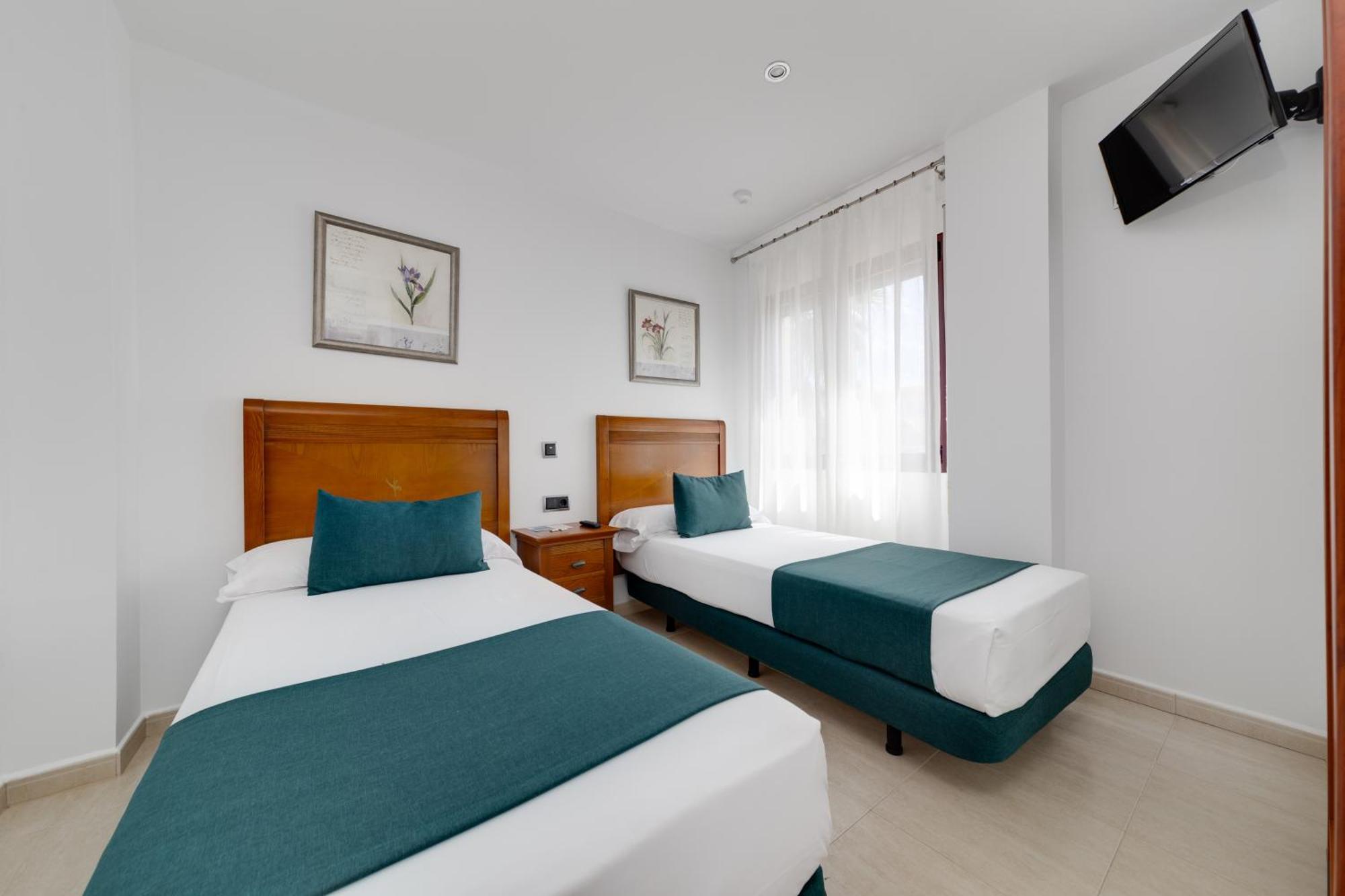Daniya Denia Spa & Business 4* Екстериор снимка