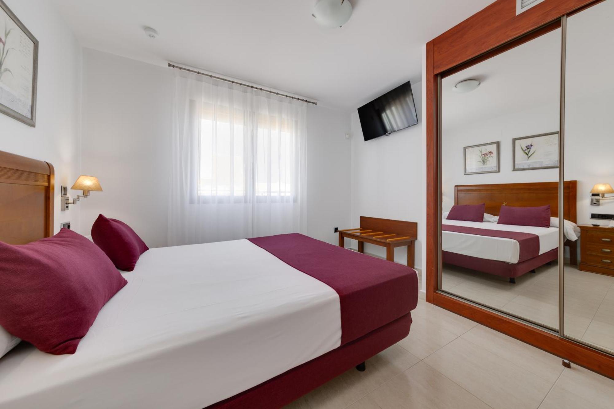 Daniya Denia Spa & Business 4* Екстериор снимка